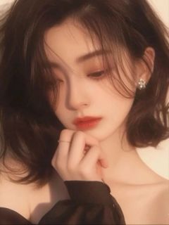 我怀胎十月生下的女儿，从幼儿园回来后变成了猫